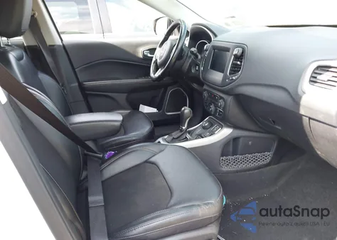 2020 Jeep Compass Latitude 4X4 from USA, damaged, VIN 3C4NJDBB1LT166446